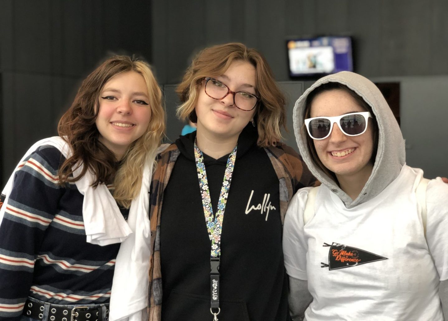 3 girls for bottom of home page